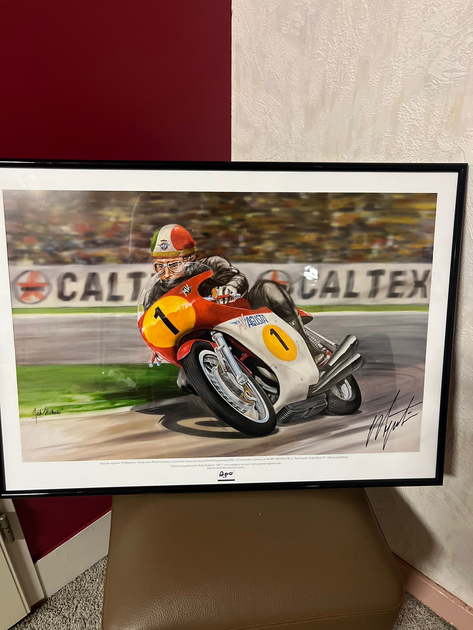 Gesigneerd Schilderij van Giacomo Agostini – Racend op zijn MV Agusta 500cc