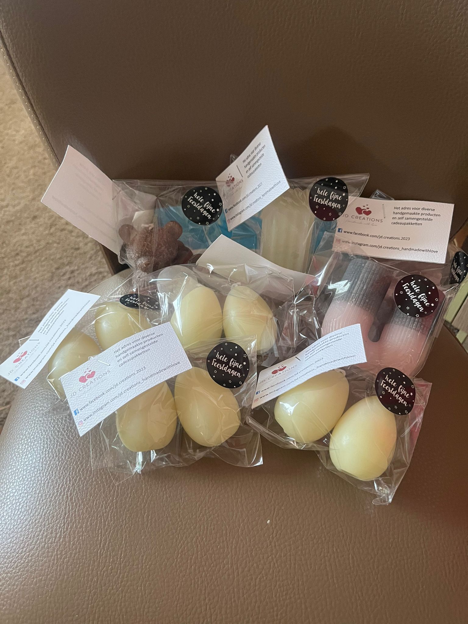 Kerstig Kaarsenpakket – 14 Sfeervolle Kaarsjes